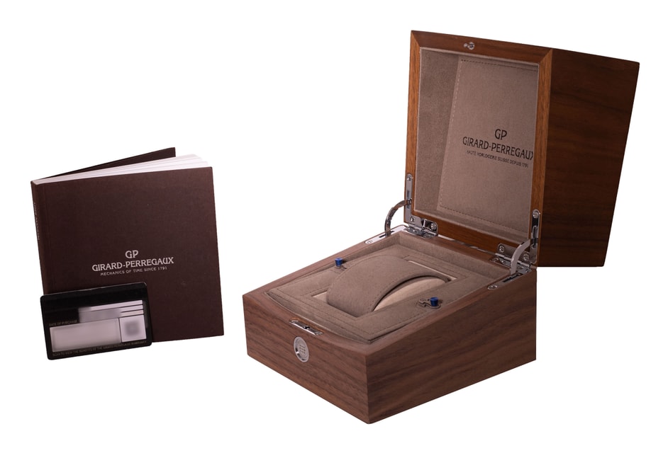 Girard Perregaux Chrono Hawk 49970-34-633-BB6B Image 5